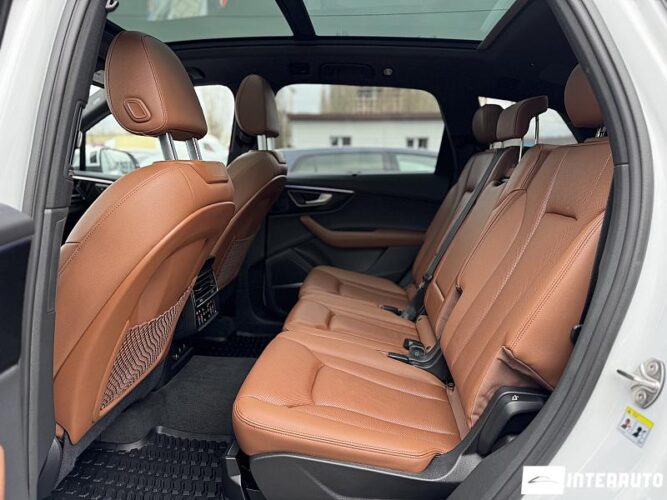 Audi Q7 53 interauto-car