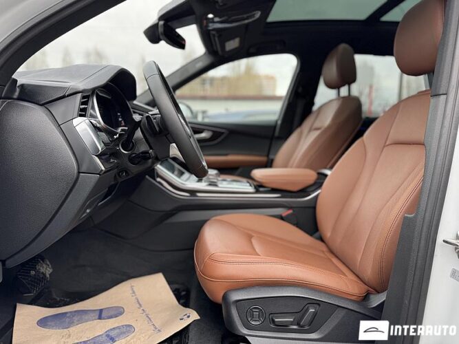 Audi Q7 44 interauto-car