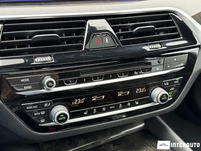 BMW 530e 47 interauto-car