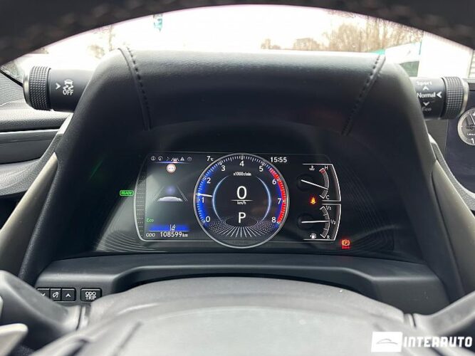 Lexus ES 300h 42 interauto-car