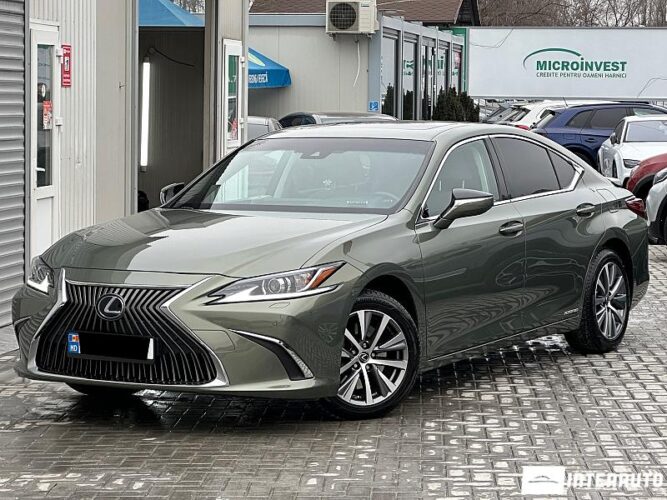 Lexus ES 300h 32 interauto-car