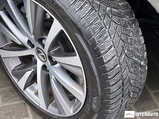 Lexus ES 300h 46 interauto-car