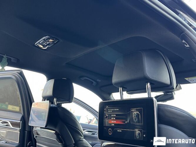 BMW 740e 58 interauto-car