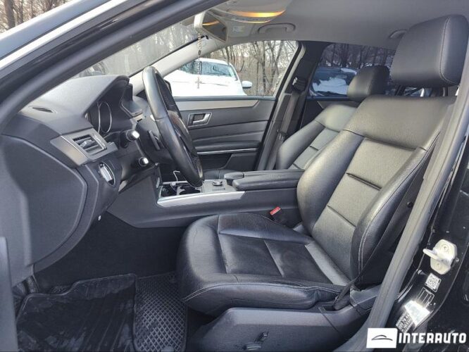 Mercedes E 200 33 interauto-car