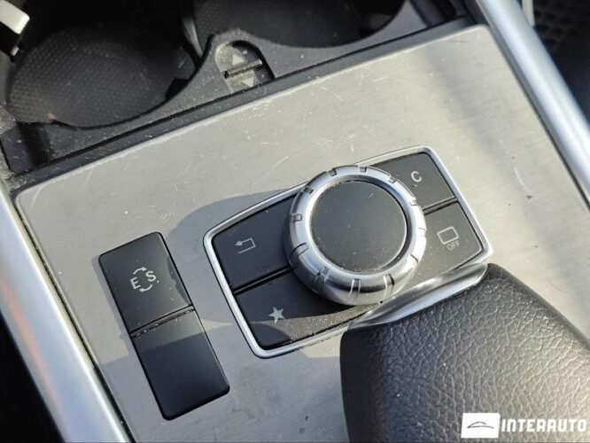 Mercedes E 200 41 interauto-car