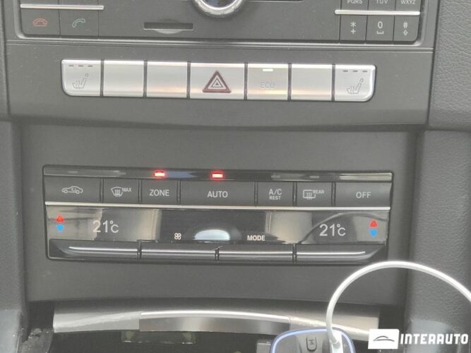 Mercedes E 200 40 interauto-car