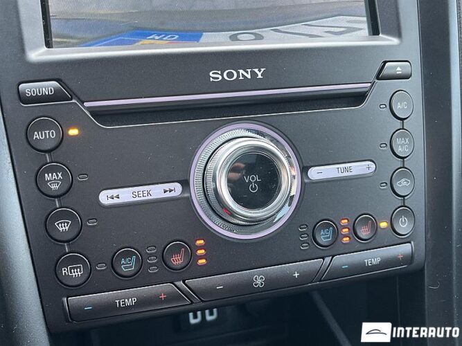 Ford Fusion 52 interauto-car