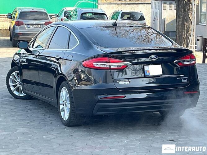 Ford Fusion 38 interauto-car