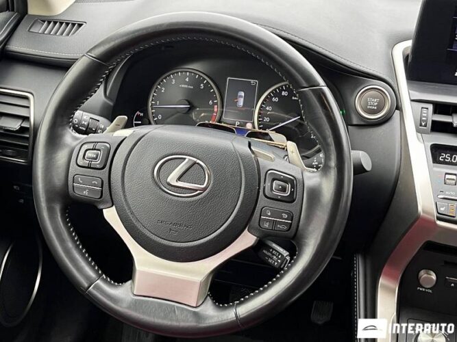 Lexus NX 200T 37 interauto-car