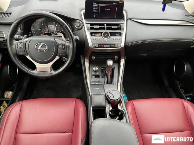 Lexus NX 200T 36 interauto-car