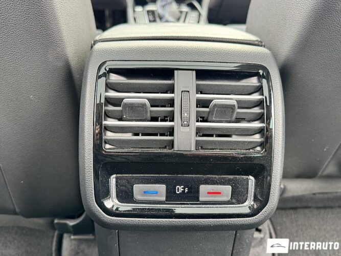 Volkswagen Passat GTE 53 interauto-car