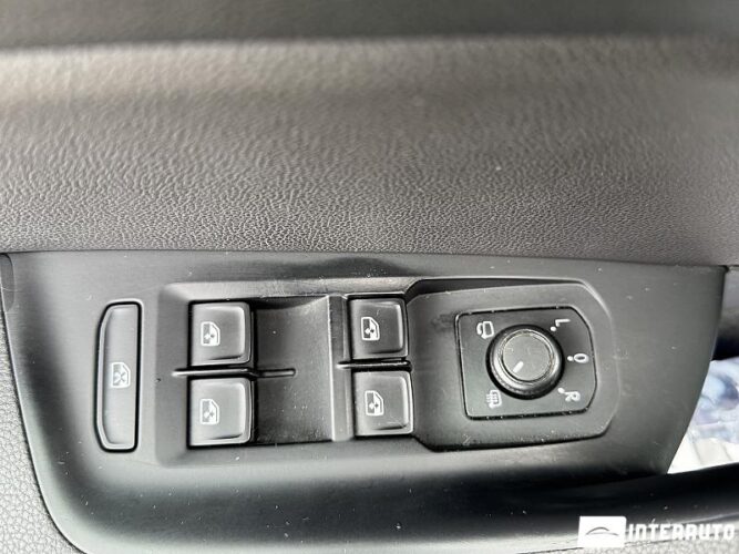 Volkswagen Passat GTE 50 interauto-car