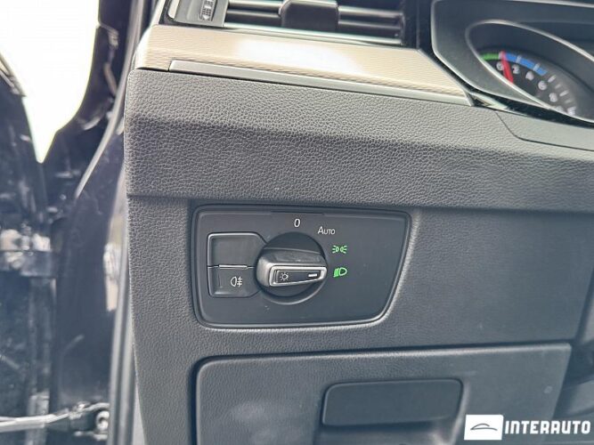 Volkswagen Passat GTE 51 interauto-car