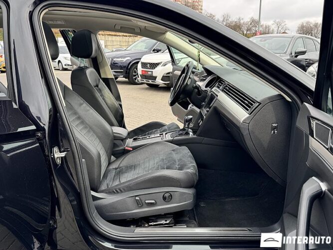 Volkswagen Passat GTE 48 interauto-car