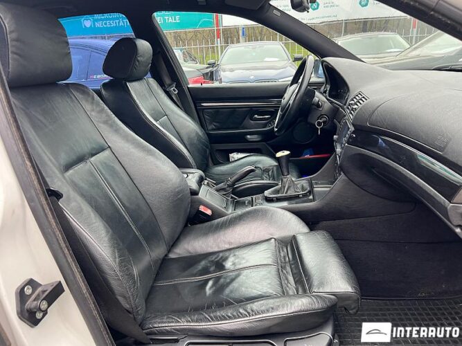 BMW 520 32 interauto-car