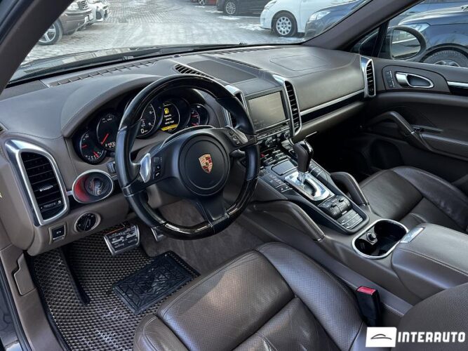 Porsche Cayenne 39 porsche Cayenne 2010