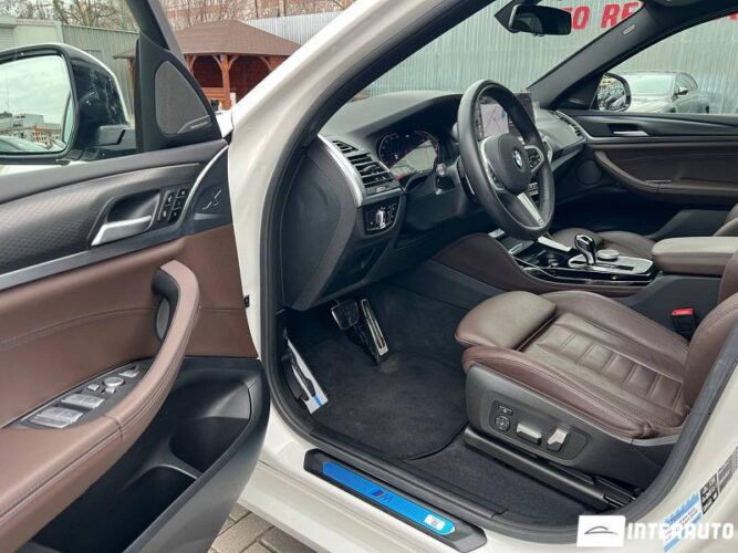 BMW X4 2.0D 33 interauto-car
