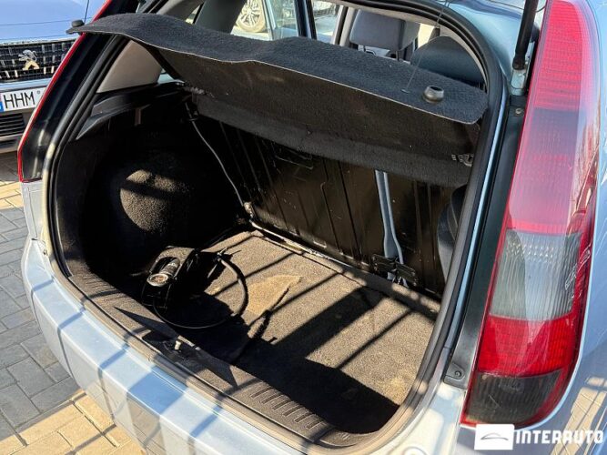 Ford Fiesta 49 interauto-car