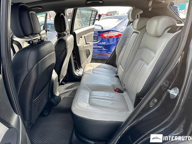 Kia Sportage 56 interauto-car