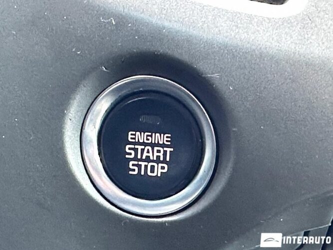 Kia Sportage 42 interauto-car