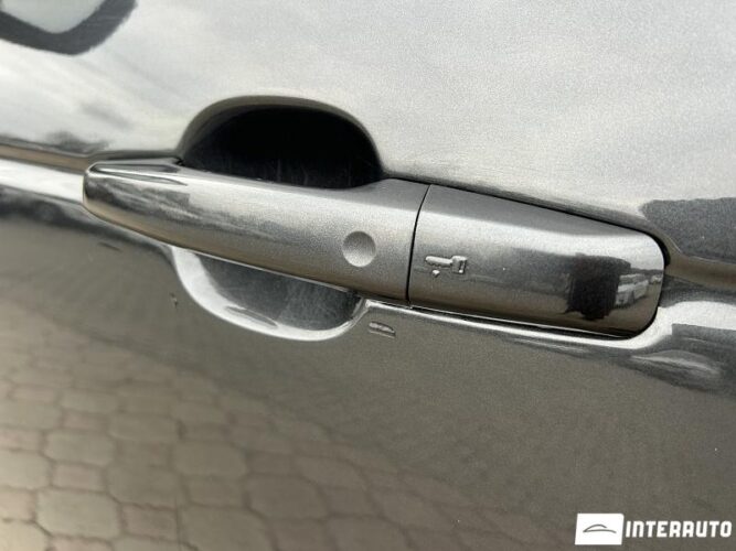 Land Rover Range Rover Vogue 42 interauto-car