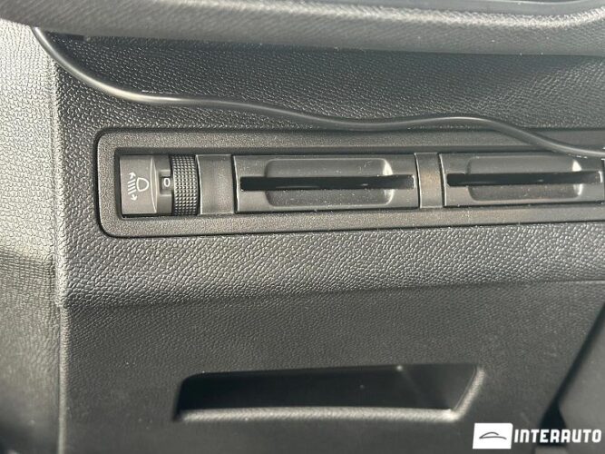 Peugeot 5008 40 interauto-car