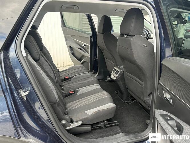 Peugeot 5008 43 interauto-car
