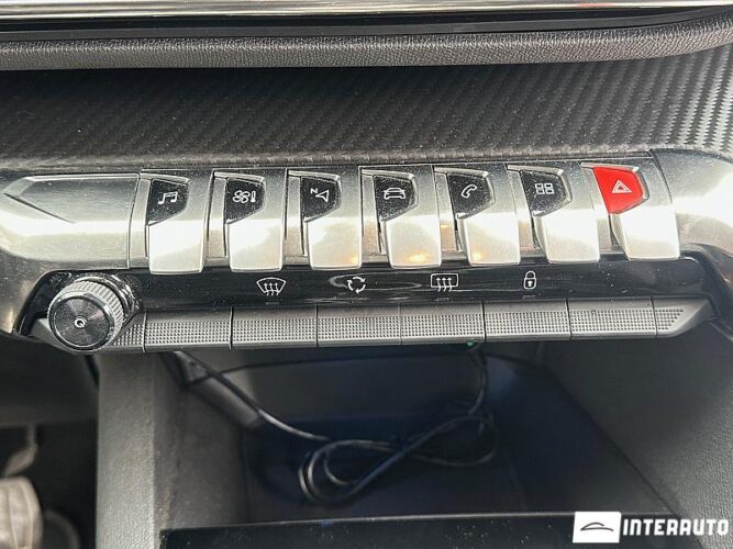 Peugeot 5008 38 interauto-car