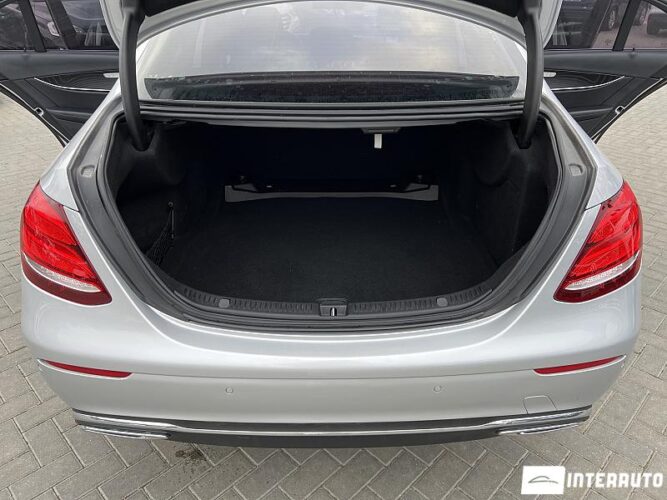 Mercedes E 220 60 interauto-car