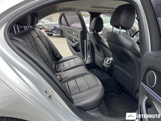 Mercedes E 220 49 interauto-car