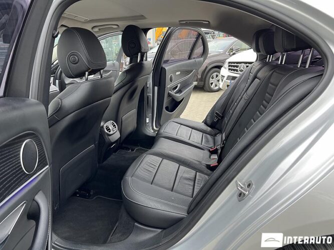 Mercedes E 220 47 interauto-car