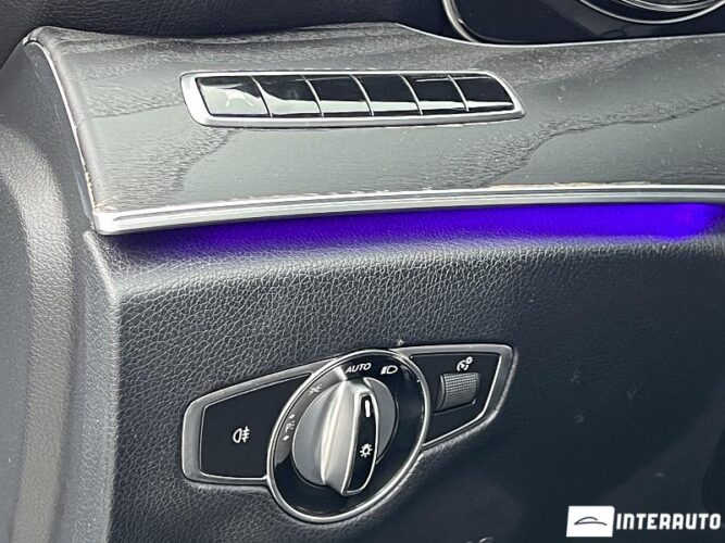 Mercedes E 220 56 interauto-car