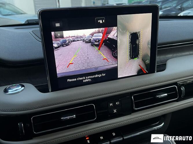 Lincoln Aviator 50 interauto-car