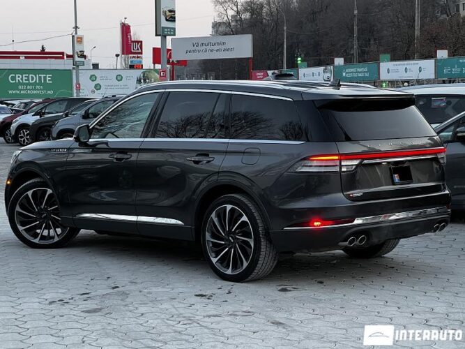 Lincoln Aviator 40 interauto-car