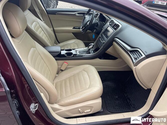 Ford Fusion 46 interauto-car