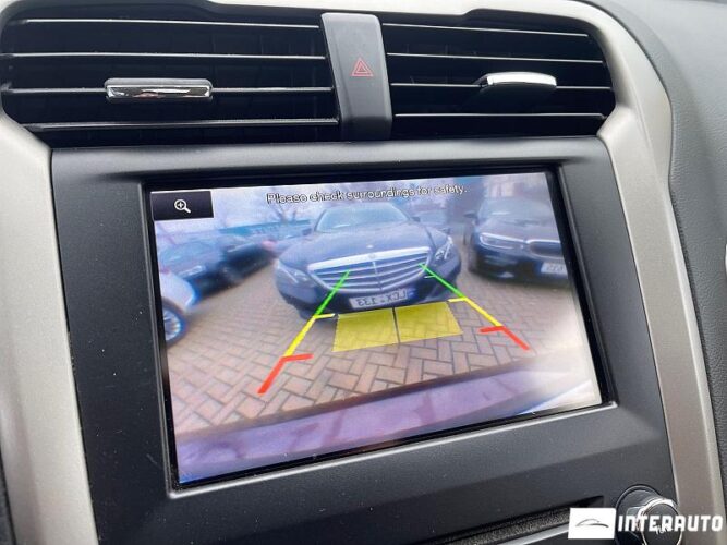 Ford Fusion 40 interauto-car