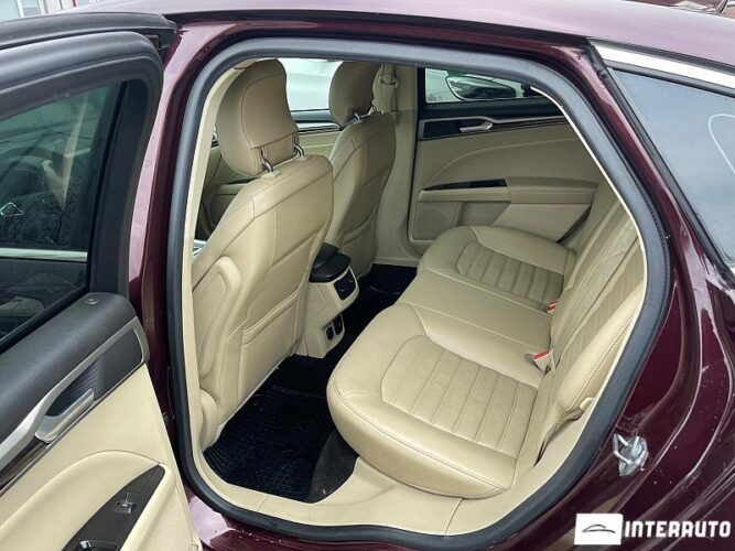 Ford Fusion 47 interauto-car