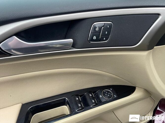 Ford Fusion 45 interauto-car