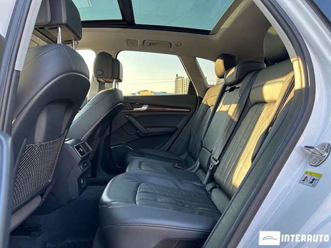 Audi Q5 51 interauto-car