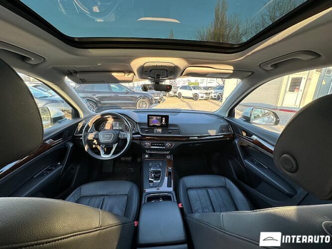 Audi Q5 40 interauto-car