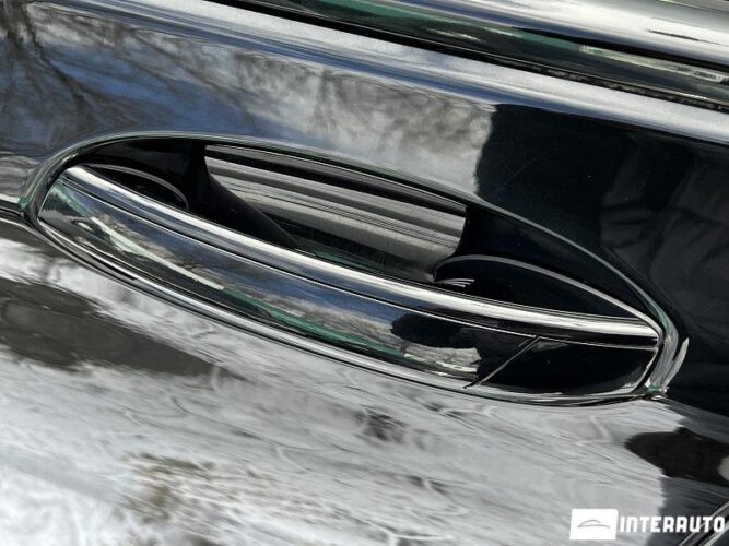 BMW 740e 44 interauto-car