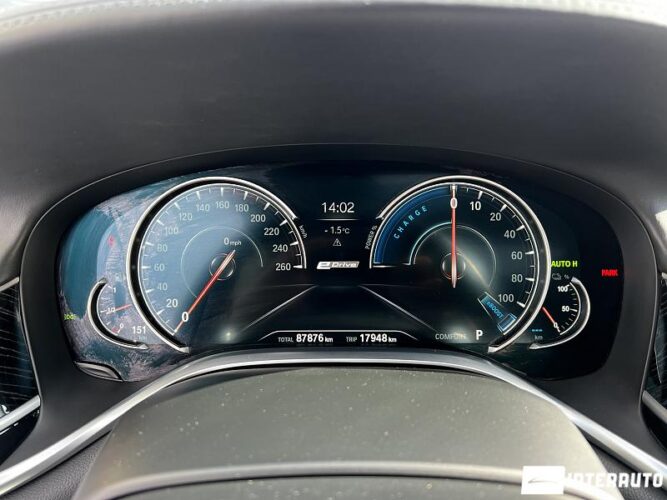 BMW 740e 47 interauto-car