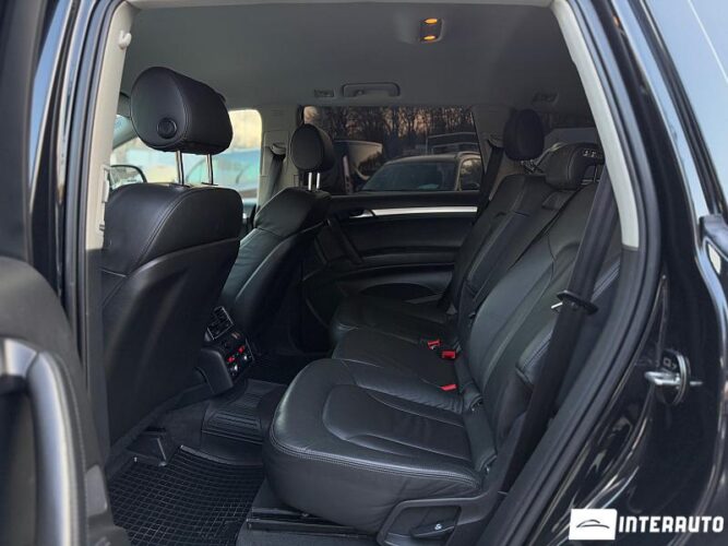 Audi Q7 53 interauto-car