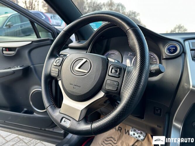 Lexus NX 300H 37 interauto-car