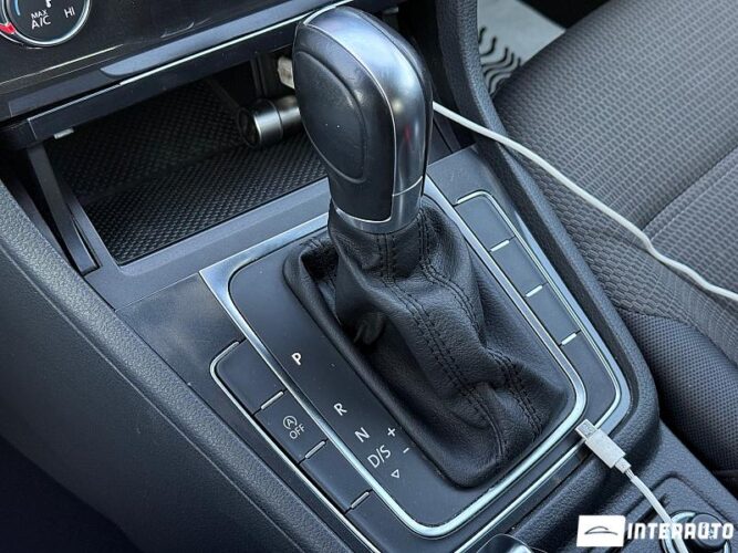 volkswagen Golf 2019