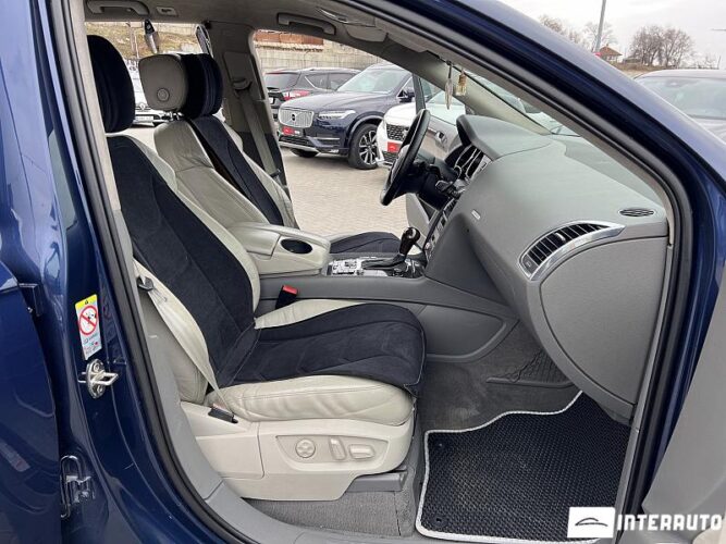 Audi Q7 52 interauto-car