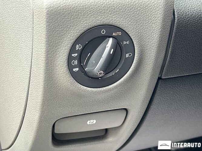 Audi Q7 58 interauto-car