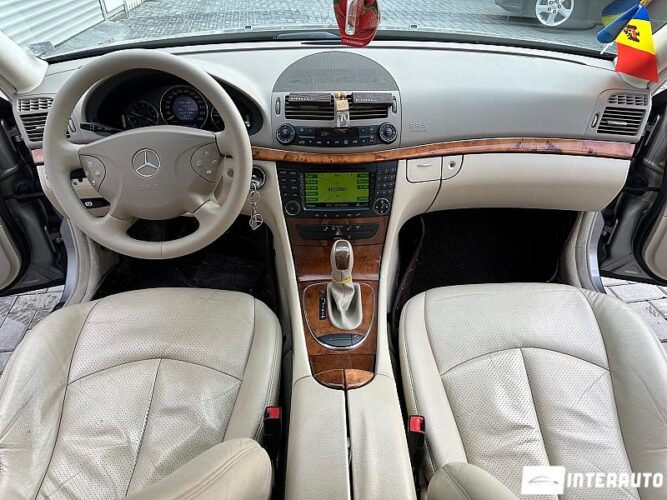 Mercedes E 280 38 interauto-car