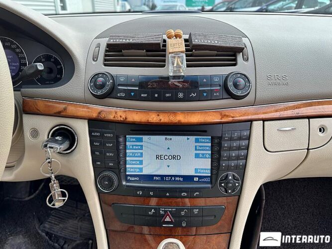 Mercedes E 280 40 interauto-car