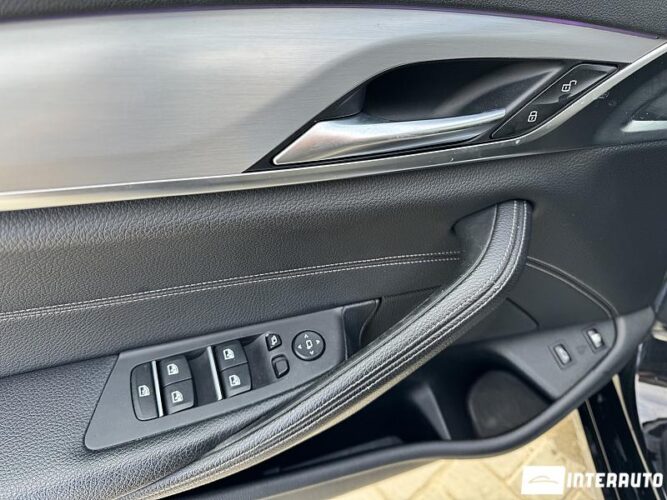 BMW 530e 45 interauto-car